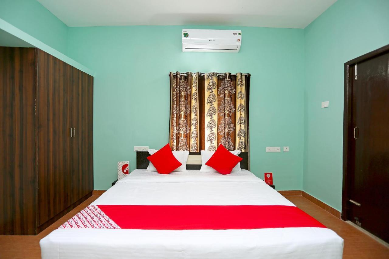 Oyo 17276 The Maple Tree Hotels Bhubaneswar Eksteriør billede