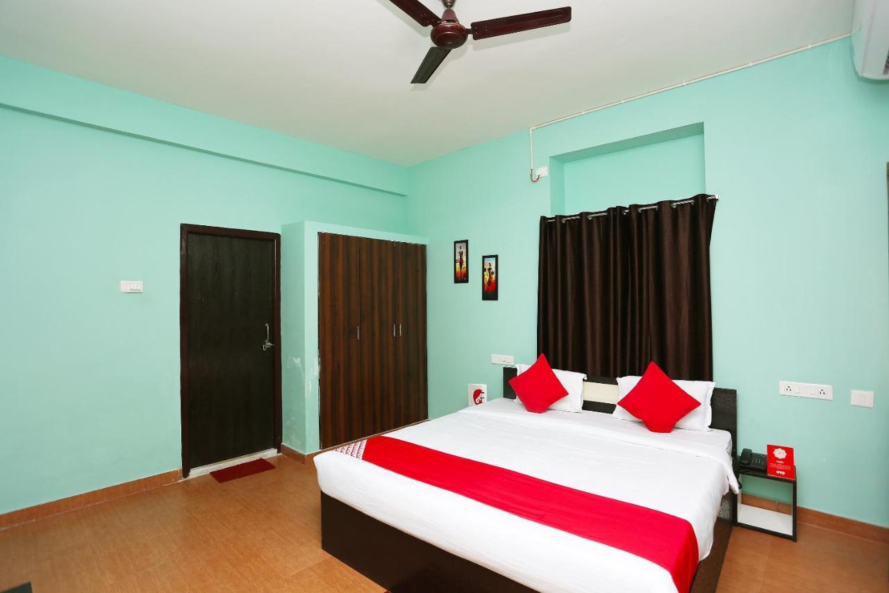 Oyo 17276 The Maple Tree Hotels Bhubaneswar Eksteriør billede