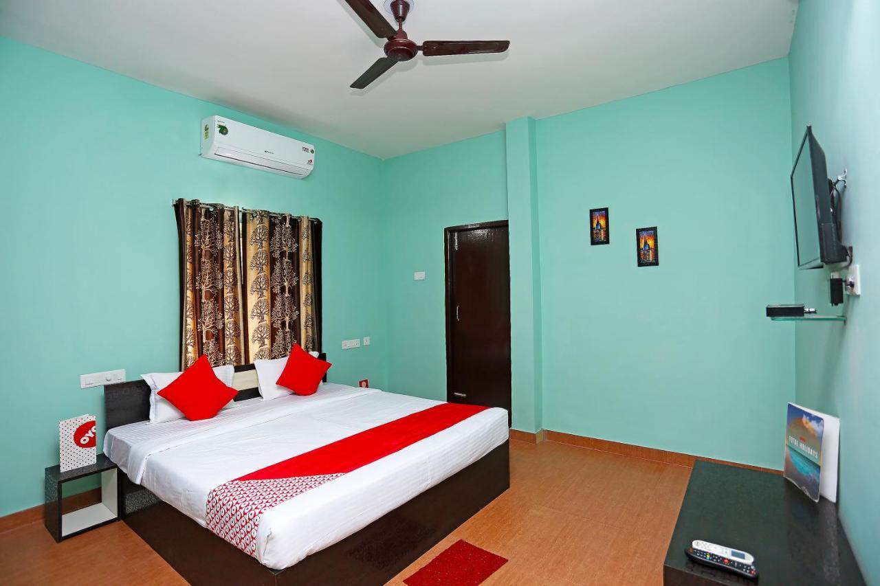 Oyo 17276 The Maple Tree Hotels Bhubaneswar Eksteriør billede