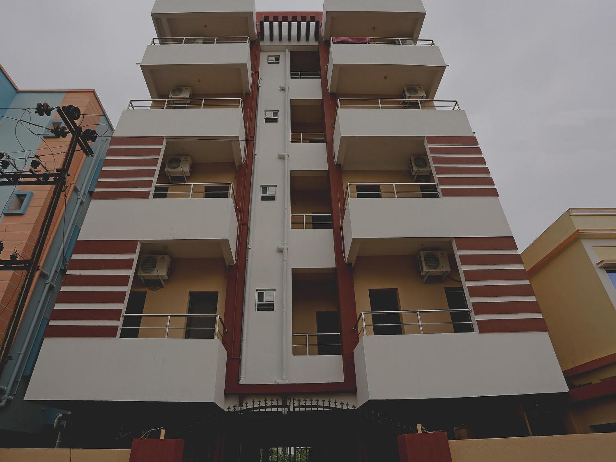 Oyo 17276 The Maple Tree Hotels Bhubaneswar Eksteriør billede