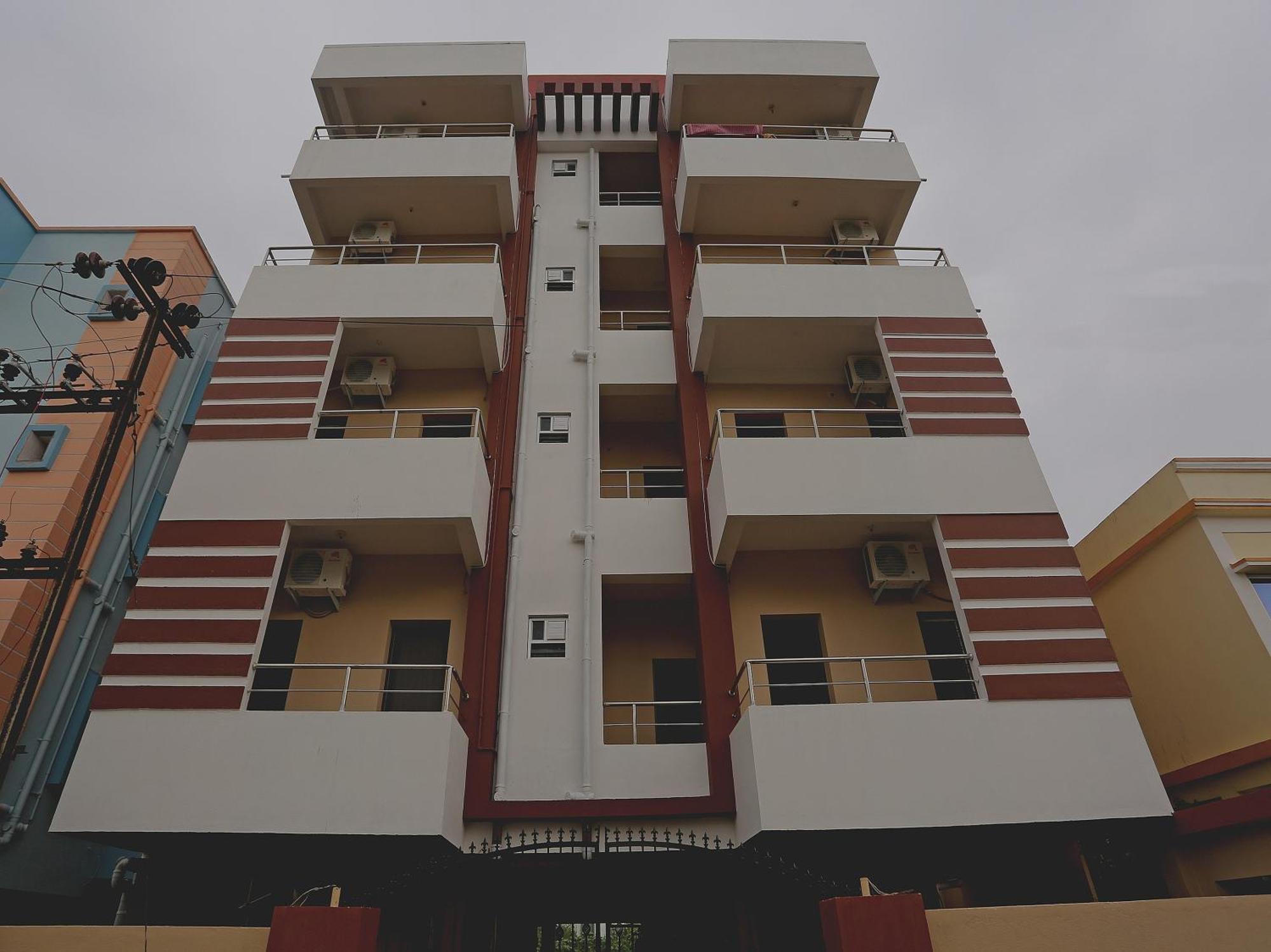 Oyo 17276 The Maple Tree Hotels Bhubaneswar Eksteriør billede