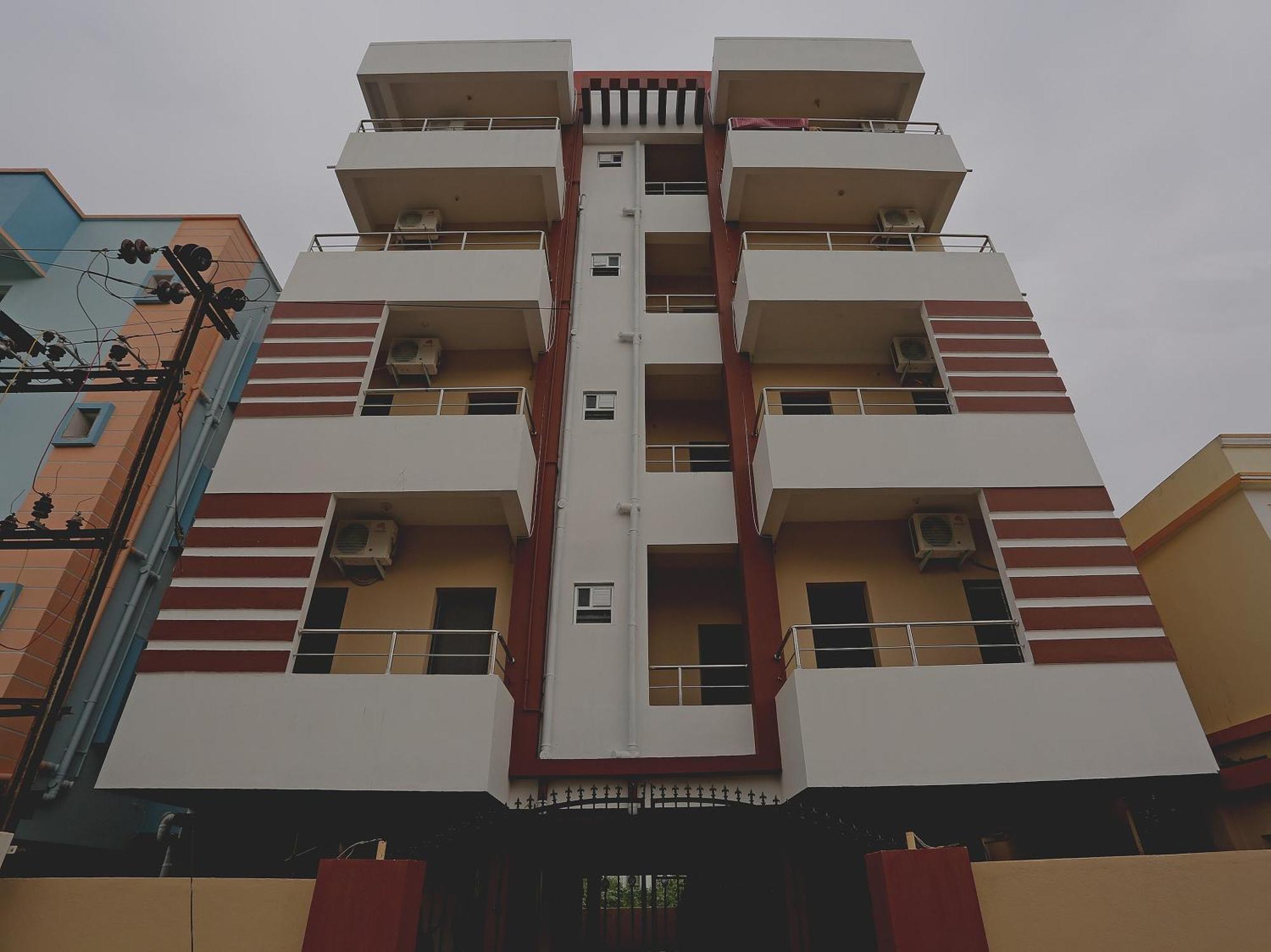 Oyo 17276 The Maple Tree Hotels Bhubaneswar Eksteriør billede