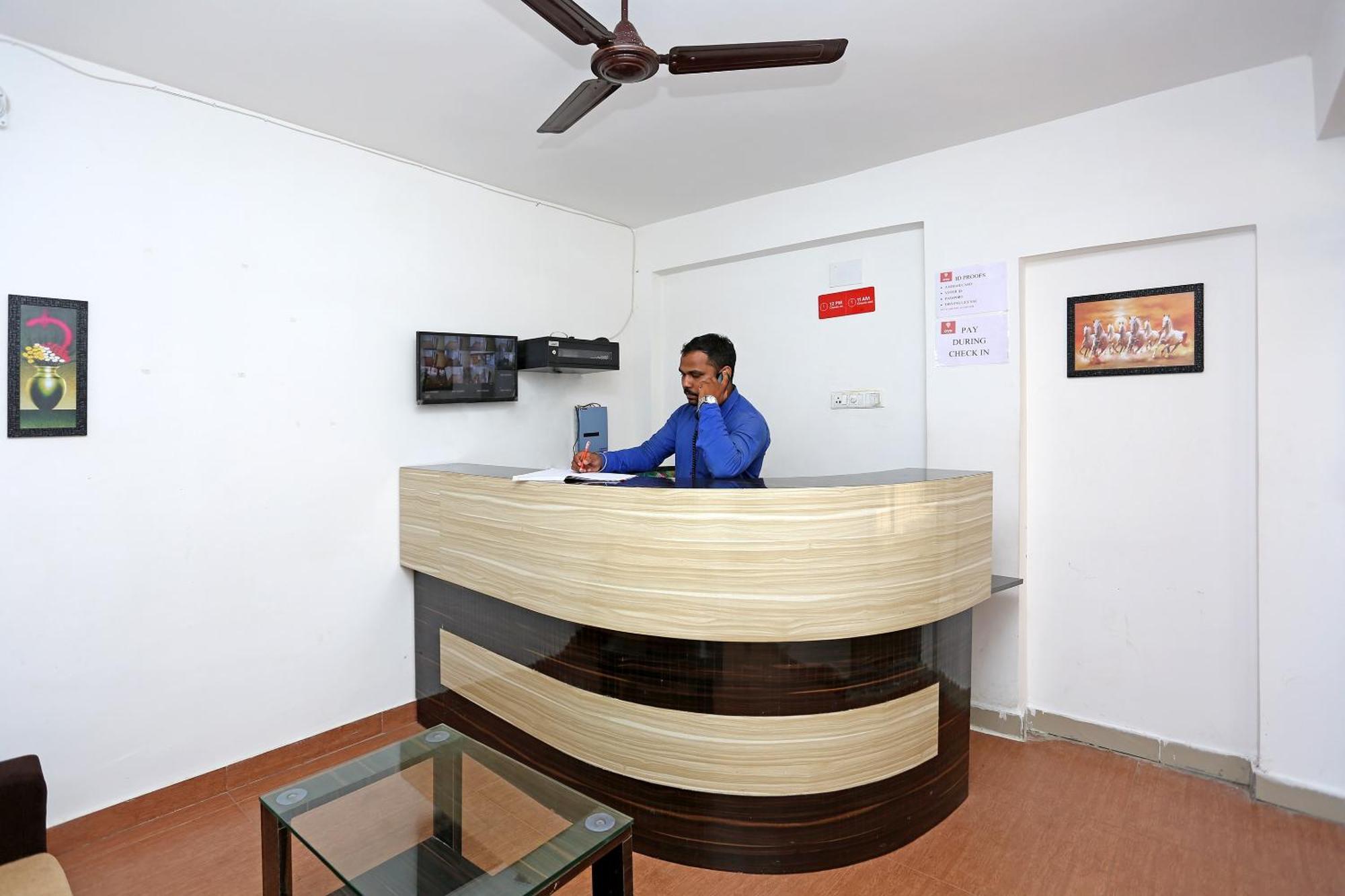 Oyo 17276 The Maple Tree Hotels Bhubaneswar Eksteriør billede